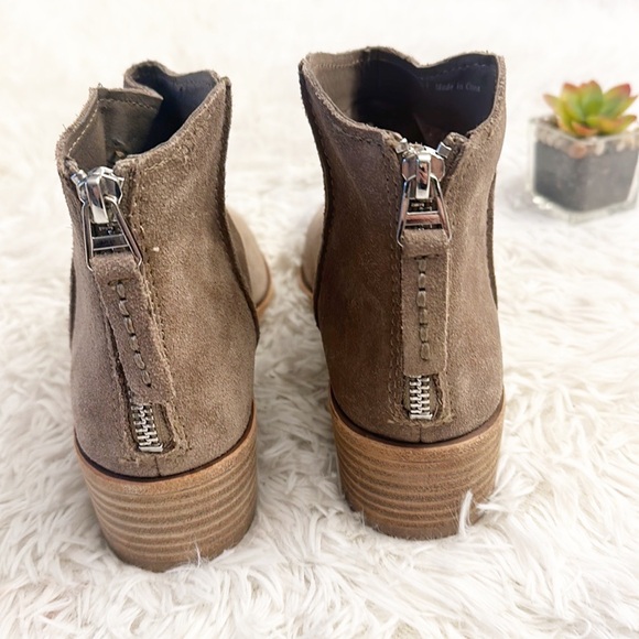 Dolce Vita x Anthropologie Tucker Suede Heel ankle bootie women size 6 - Picture 5 of 6
